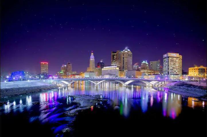 Holiday home Short North Convention Garage Parking! Columbus