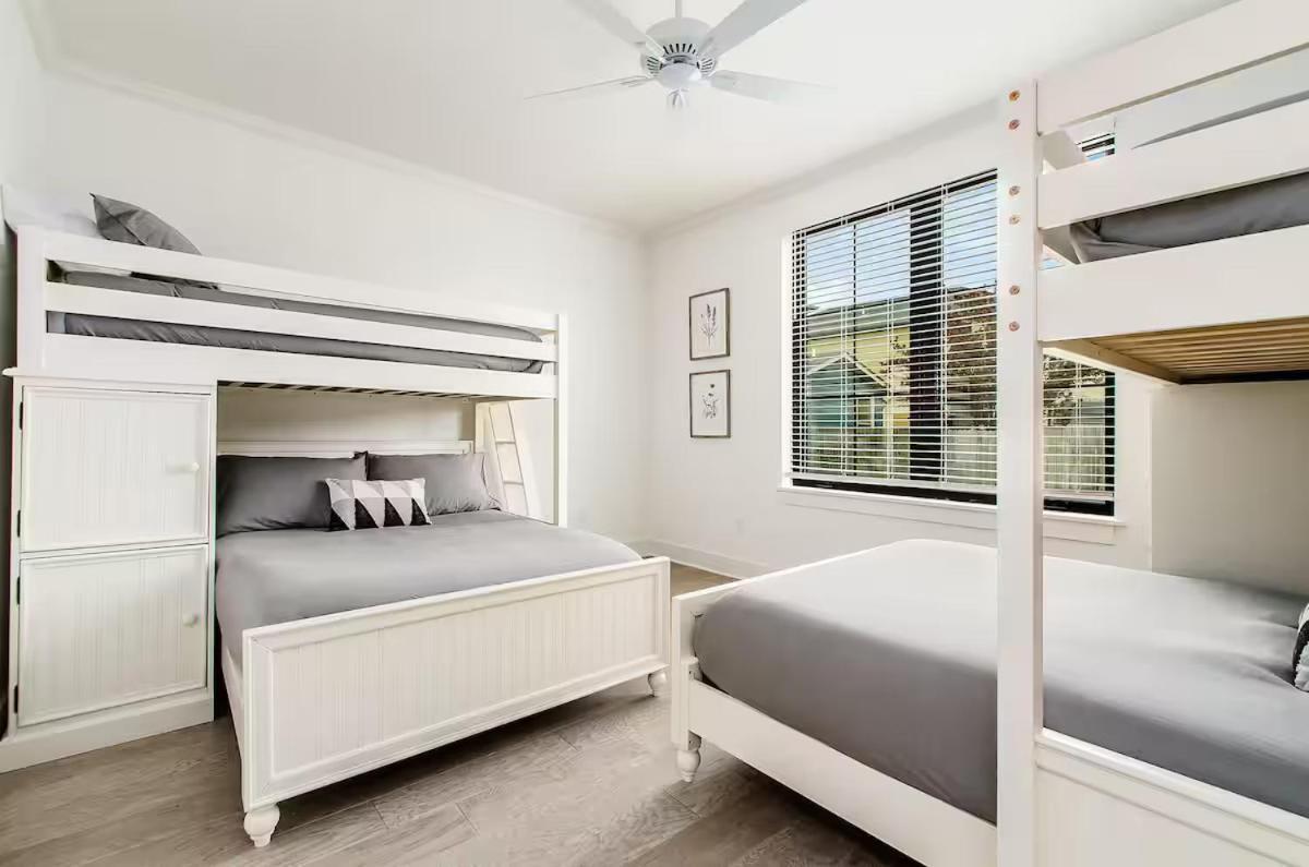Short North Convention Garage Parking! Holiday home Columbus